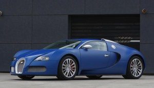 bugatti-abre-centenario-recuperando-azul-frances-12634555732102.JPG