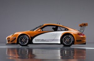 porsche-911-gt3-r-hybrid-vuelve-nurburgring-13003624025.jpg