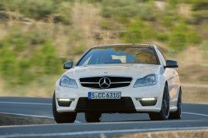 video-mercedes-benz-c-63-amg-coupe-130082230815.jpg