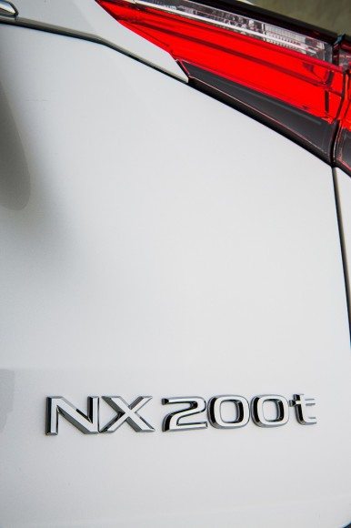 lexus-nx-200t-16